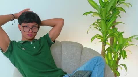 Erick online show from May 8, 9:04 pm