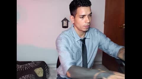 im_taylor24 online show from November 18, 11:15 pm