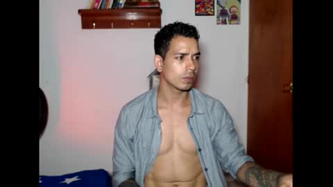 im_taylor24 online show from November 26, 1:08 am