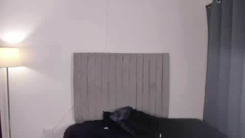 thomas online show from February 28, 11:15 pm