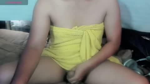Snapshot of im_ur_hot_ella chatting on February 21, 3:34 am ella may online show from February 21, 3:34 am