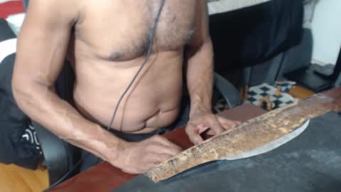 Snapshot of imanlolo789__ chatting on December 17, 6:13 am Imanlolo789   formerly known as Slimrodxxx  independent model online show from December 17, 6:13 am