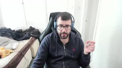 imstillfish online show from March 30, 9:43 am