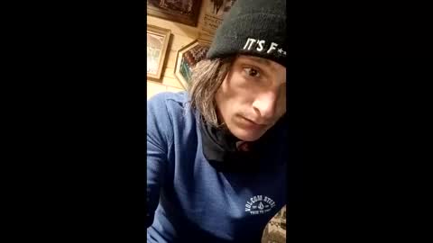 Imstuckhere online show from January 7, 9:58 am