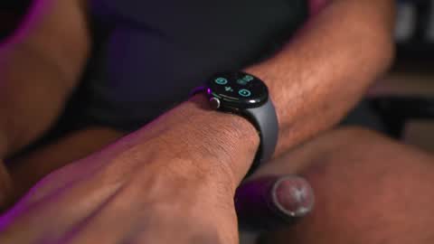 Inches online show from January 25, 1:32 am