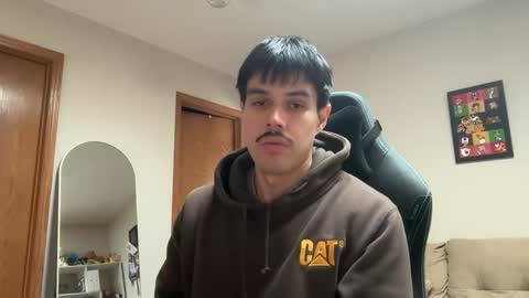 Lucas online show from February 17, 6:51 pm