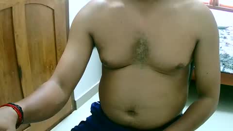 Inglorious Hairy Uncut online show from February 17, 10:29 am