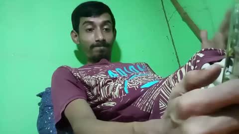 Snapshot of interne8famous chatting on October 2, 10:08 am interne8famous online show from October 2, 10:08 am