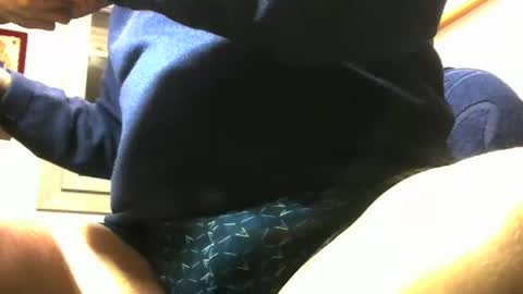 investigator310 online show from February 19, 11:25 pm