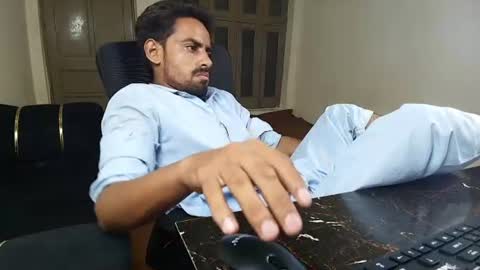 Naveed online show from July 23, 6:16 pm