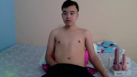 irondante01 online show from May 22, 12:21 pm