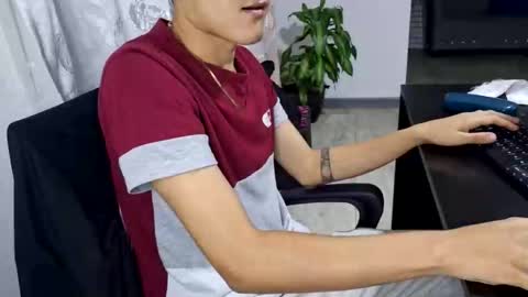 Isaac online show from October 7, 1:53 am