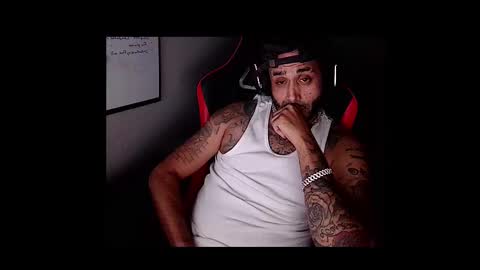 istreamtoo954 online show from October 4, 10:20 am