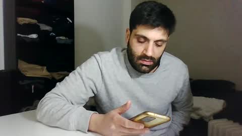 italianboybcn online show from January 13, 10:35 pm