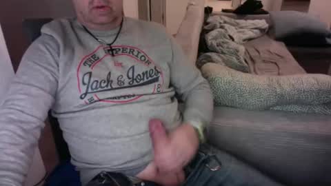 itastallone99 online show from March 24, 8:57 pm