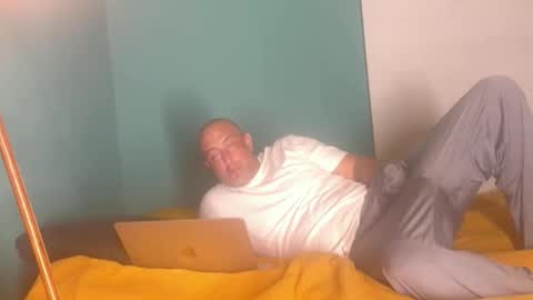 itsanexperiment online show from March 12, 7:27 am