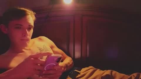 itzd123 online show from April 11, 5:36 am