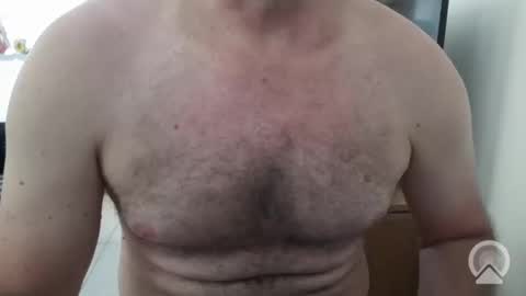 Snapshot of ivanxx712 chatting on October 25, 10:11 pm Ivanxx712 online show from October 25, 10:11 pm