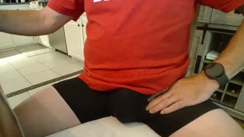 iwanttolicku40 online show from October 5, 4:22 pm