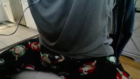 iwanttolicku40 online show from December 31, 7:18 pm