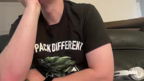 iwantyounow42069 online show from April 20, 10:34 pm