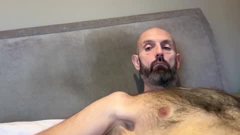 izzysboytoy1 online show from January 16, 8:17 am