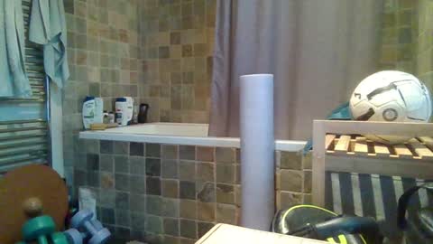 Snapshot of j4ckcock chatting on December 27, 9:06 am J4ckcock online show from December 27, 9:06 am