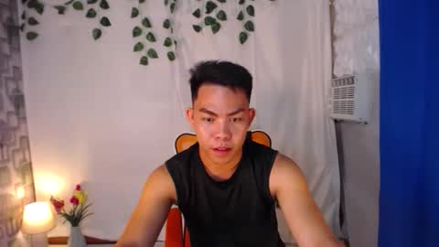 j696654horny online show from January 12, 3:16 pm