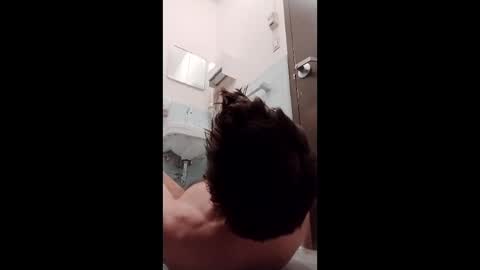 j885503 online show from April 14, 9:14 pm