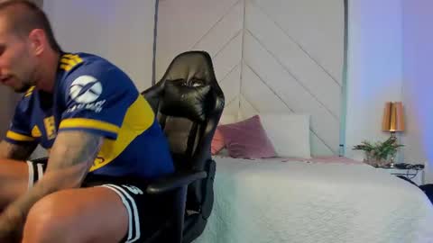 J King online show from June 12, 2:54 am