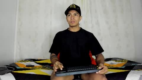 Snapshot of j_musiry chatting on March 7, 6:13 am i am juan musiry independent model  online show from March 7, 6:13 am