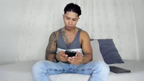 Snapshot of j_musiry chatting on December 30, 4:09 am i am juan musiry independent model  online show from December 30, 4:09 am