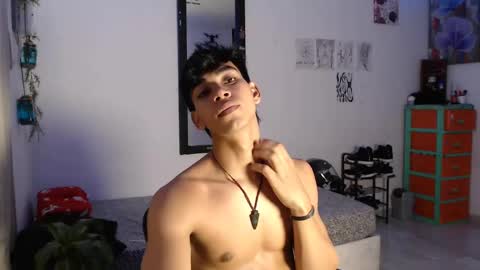 Snapshot of jack160724 chatting on October 24, 11:17 pm jack160724 online show from October 24, 11:17 pm