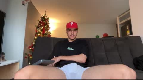 INDEPENDENT MODEL online show from December 22, 11:51 am