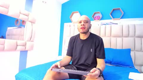 jacob_garcia_ online show from November 25, 12:07 pm