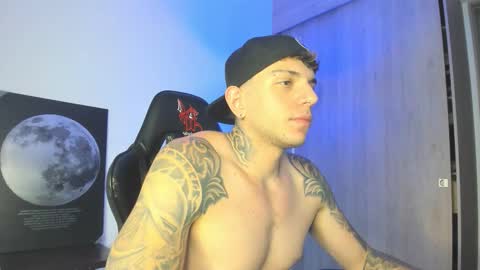 jacobb116 online show from September 15, 12:13 am