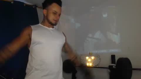 jacobjamess online show from November 25, 10:23 pm