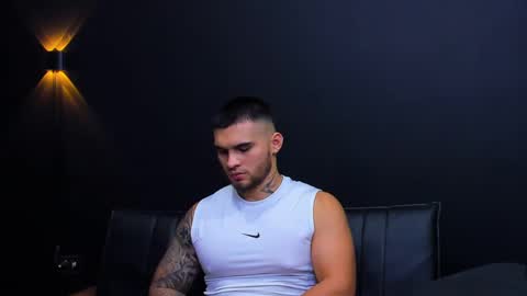 Snapshot of jacobsthorm chatting on February 21, 3:45 am jacobsthorm online show from February 21, 3:45 am