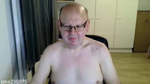 Jake2309 online show from December 4, 8:16 pm