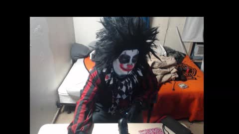 Snapshot of jake265897 chatting on October 26, 2:13 am showingitoff online show from October 26, 2:13 am