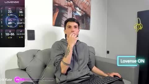 JAKE BOO online show from December 4, 5:14 am