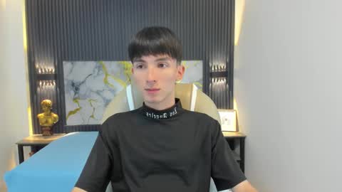 Snapshot of jake_evanss_ chatting on October 29, 8:01 pm JAKE online show from October 29, 8:01 pm