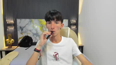 Snapshot of jake_evanss_ chatting on September 14, 10:56 pm JAKE online show from September 14, 10:56 pm