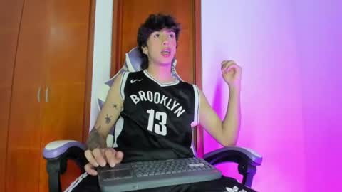 jake online show from June 30, 1:06 am