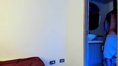 Santiago online show from February 11, 1:20 pm