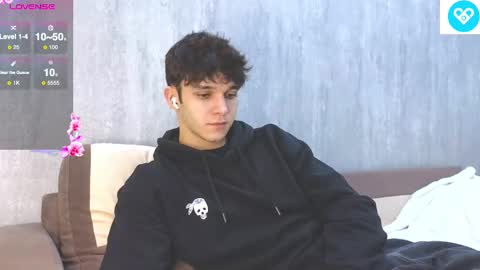 James online show from February 13, 9:50 pm