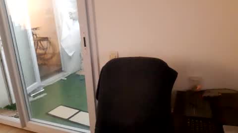 Jamie Lonnas online show from February 15, 4:51 am