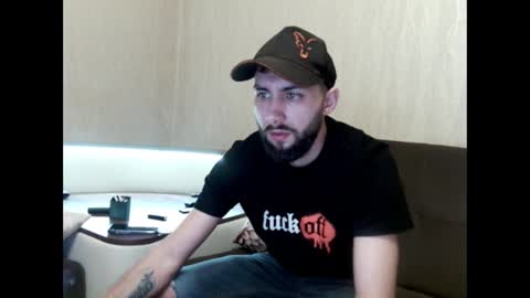 Robbie online show from February 13, 6:41 am