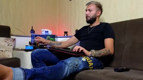 Robbie online show from September 10, 5:17 am