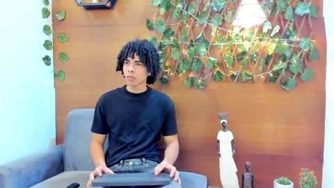 jash online show from February 7, 1:01 pm